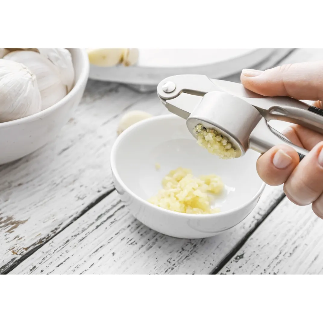 Découpe|Ustensiles De Cuisine Malins|Tempsl Presse ail